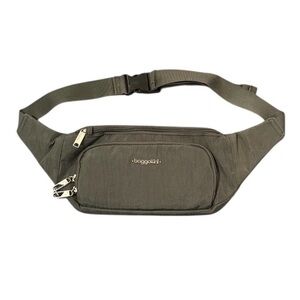 Baggallini On the Go Belt Bag